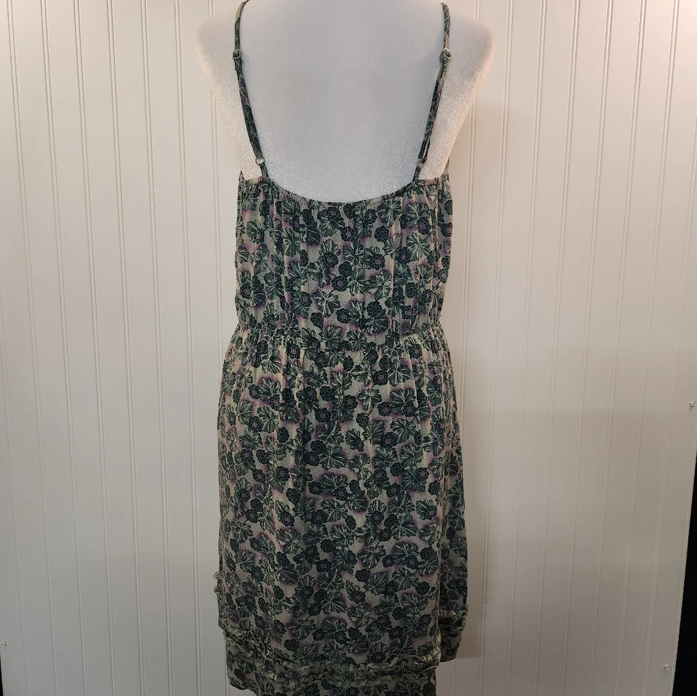 Akualani Women's Green Floral Knee-length Shift Dress Size‎ M Summer Lightweight